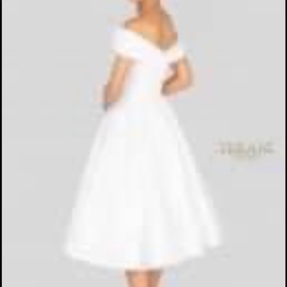 Terani Knee length white engagement dress - Picture 2 of 2